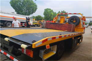 丰台附近拖车电话号码服务